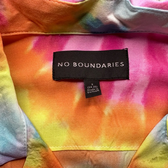 NO BOUNDARIES Tie Dye Button Up Collared Shirt - Picture 2 of 2